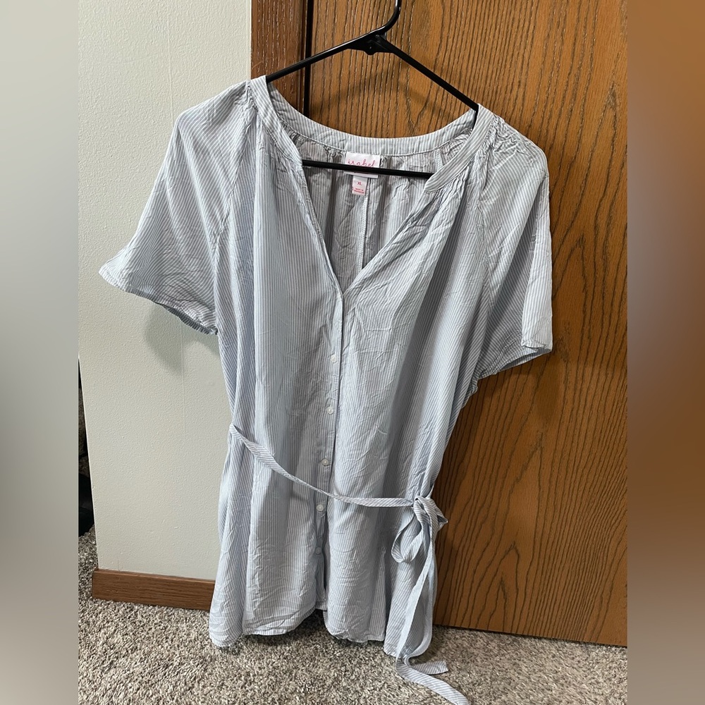 Isabel Maternity Button Down